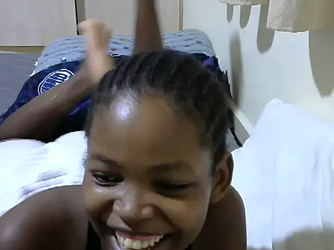 Snapshot of queen-sasha chatting on 21, 2, 2025 queen-sasha online show from 21, 2, 2025