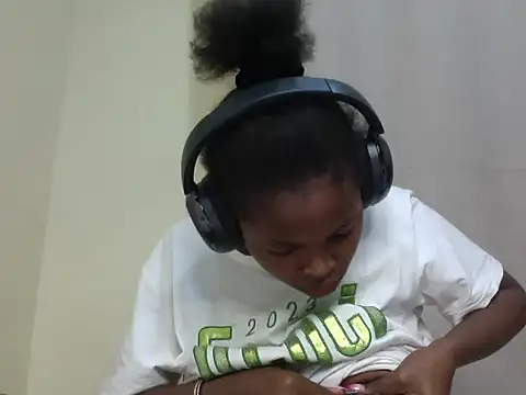 queen-sasha online show from 13, 3, 2026