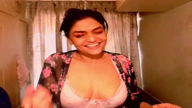 Snapshot of Indian_Blaze00 chatting on 27, 2, 2025 Indian Blaze00 online show from 27, 2, 2025