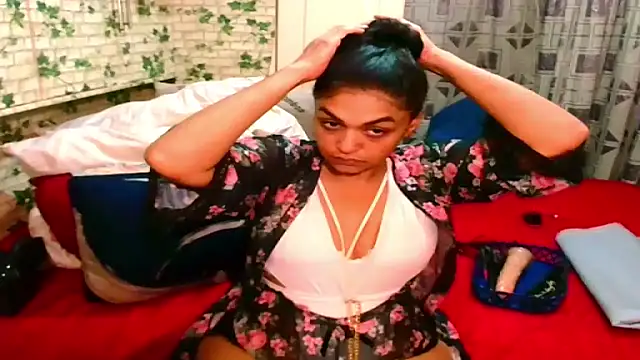 Snapshot of Indian_Blaze00 chatting on 1, 3, 2025 Indian Blaze00 online show from 1, 3, 2025
