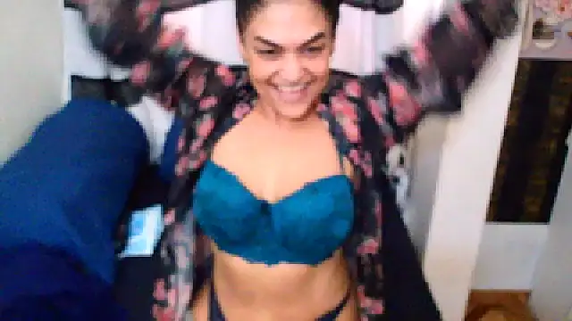 Snapshot of Indian_Blaze00 chatting on 12, 10, 2025 Indian Blaze00 online show from 12, 10, 2025