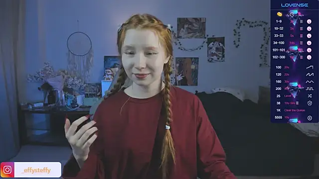 Snapshot of CallMeEffy1 chatting on 28, 11, 2025 CallMeEffy1 online show from 28, 11, 2025