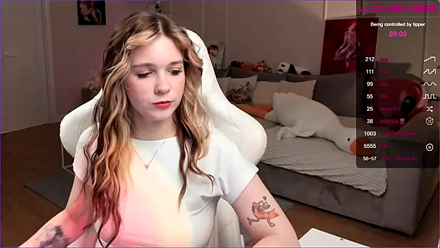 Snapshot of Frau_Lina chatting on 4, 3, 2026 Frau Lina online show from 4, 3, 2026