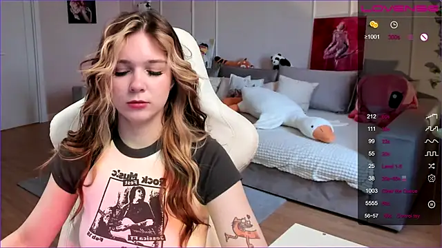 Snapshot of Frau_Lina chatting on 24, 3, 2026 Frau Lina online show from 24, 3, 2026