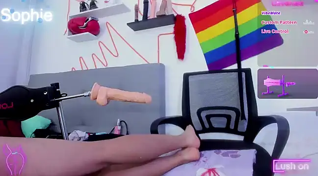 Sophiehuntress online show from 8, 1, 2025