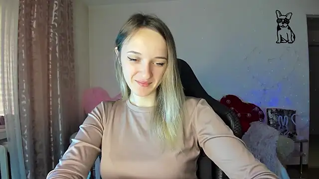 Snapshot of RouseReed chatting on 10, 5, 2026 RouseReed online show from 10, 5, 2026