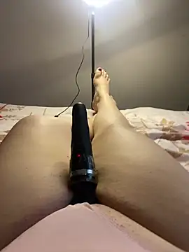 Snapshot of Ceyceys chatting on 2, 2, 2025 Ceyceys online show from 2, 2, 2025