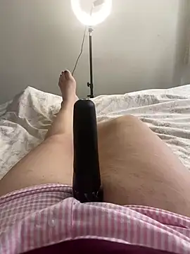 Snapshot of Ceyceys chatting on 13, 3, 2025 Ceyceys online show from 13, 3, 2025