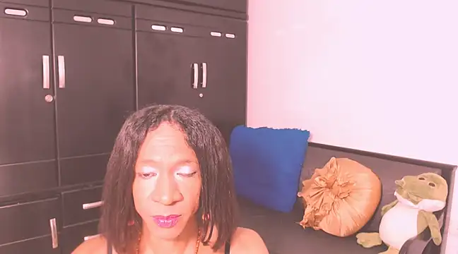 Snapshot of ebonyts chatting on 10, 2, 2025 ebonyts online show from 10, 2, 2025