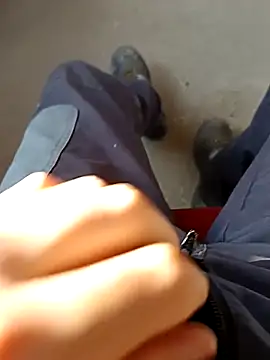 vadszex31 online show from 10, 3, 2025