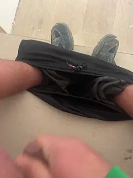 Snapshot of Angeloggaa chatting on 20, 2, 2025 Angeloggaa online show from 20, 2, 2025