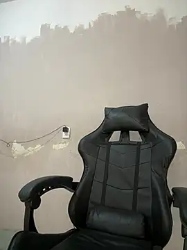 Snapshot of Jacotnk chatting on 2, 1, 2025 Jacotnk online show from 2, 1, 2025