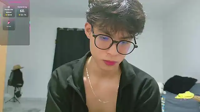 Snapshot of Jacotnk chatting on 9, 10, 2025 Jacotnk online show from 9, 10, 2025