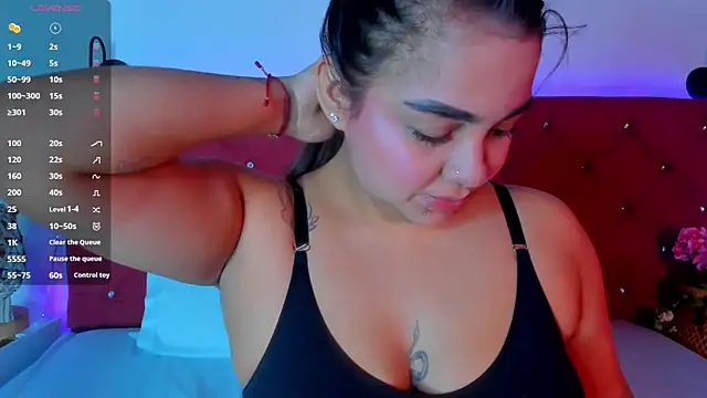 Snapshot of Abril_Gomez06 chatting on 23, 9, 2025 Abril Gomez06 online show from 23, 9, 2025