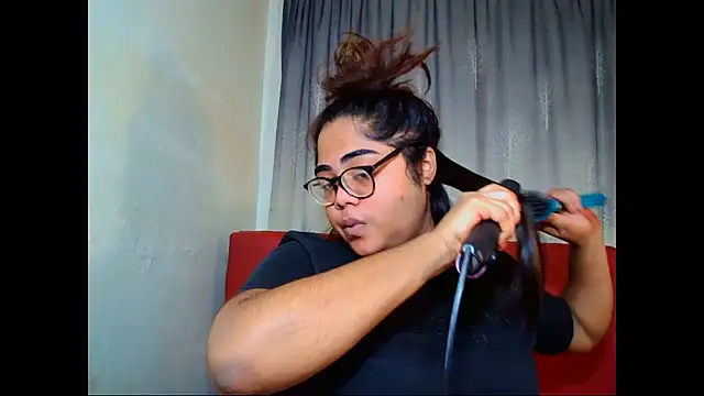Snapshot of Indian_Lola00 chatting on 10, 7, 2026 Indian Lola00 online show from 10, 7, 2026