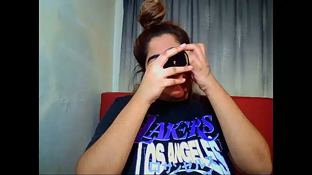 Snapshot of Indian_Lola00 chatting on 28, 7, 2026 Indian Lola00 online show from 28, 7, 2026