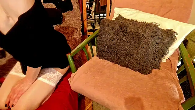 Hot Colettte online show from 9, 3, 2025