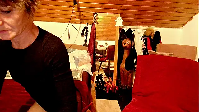 Hot Colettte online show from 16, 11, 2025