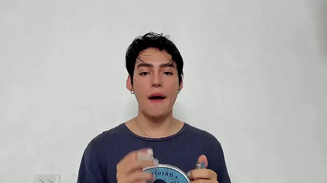 sebas rose online show from 12, 12, 2024