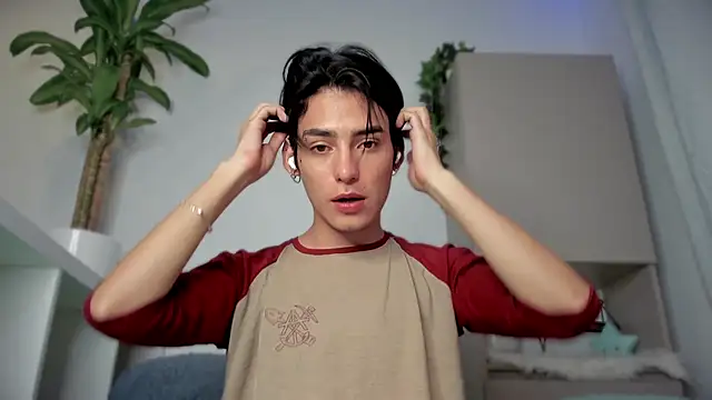 sebas rose online show from 5, 1, 2025