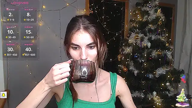 Snapshot of EmmyGreans chatting on 12, 12, 2024 EmmyGreans online show from 12, 12, 2024