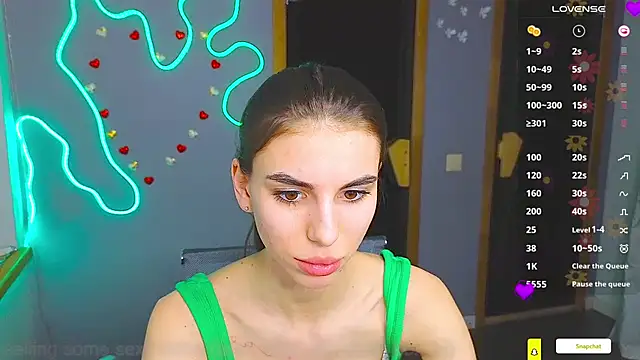 Snapshot of EmmyGreans chatting on 28, 2, 2025 EmmyGreans online show from 28, 2, 2025