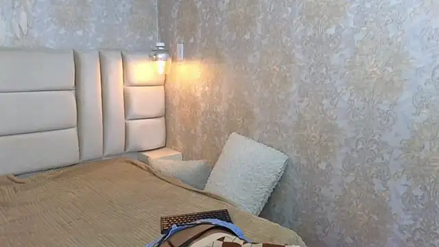 CrystalBrooke3x online show from 20, 11, 2025