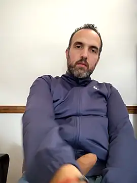 leon3875 online show from 6, 11, 2025