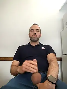 leon3875 online show from 28, 11, 2025