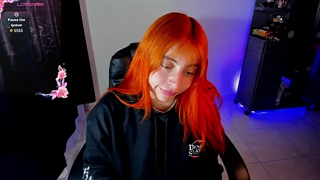 Violetaarey online show from 18, 6, 2026