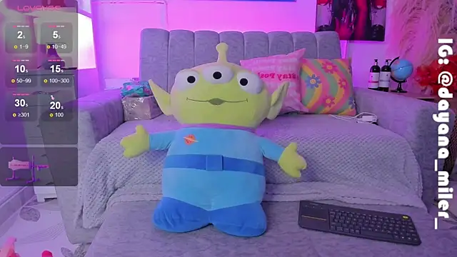  dayana miler online show from 14, 3, 2025