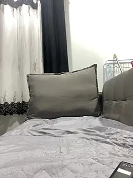 Snapshot of Bella_Anjoss chatting on 1, 7, 2026 Bella Anjoss online show from 1, 7, 2026
