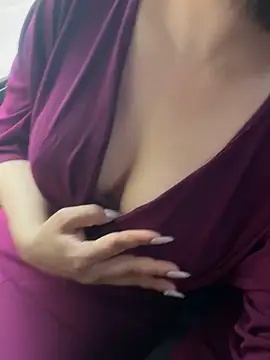 May-Squirt online show from 12, 4, 2026