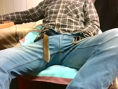 Snapshot of Giulio35_Pika chatting on 8, 3, 2026 Giulio35 Pika online show from 8, 3, 2026