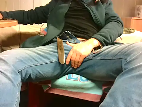 Snapshot of Giulio35_Pika chatting on 21, 3, 2026 Giulio35 Pika online show from 21, 3, 2026