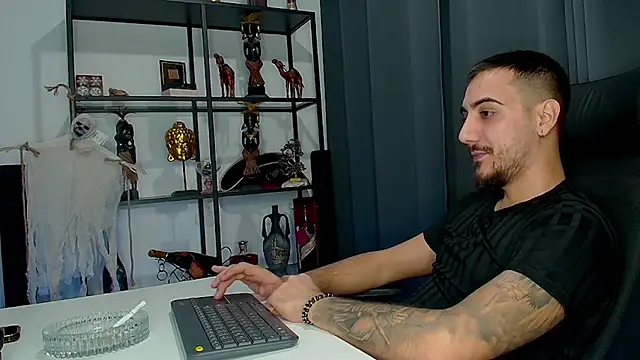 AndrewBanner online show from 3, 2, 2025