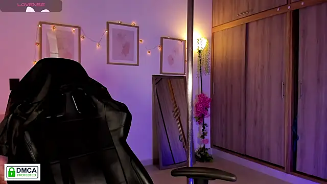 Snapshot of Lilabril chatting on 15, 3, 2026 Lilabril online show from 15, 3, 2026