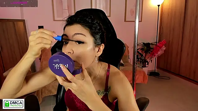 Snapshot of Lilabril chatting on 14, 5, 2026 Lilabril online show from 14, 5, 2026