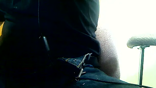 markluvskitty online show from 3, 2, 2026