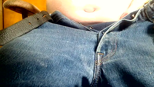 markluvskitty online show from 9, 3, 2026