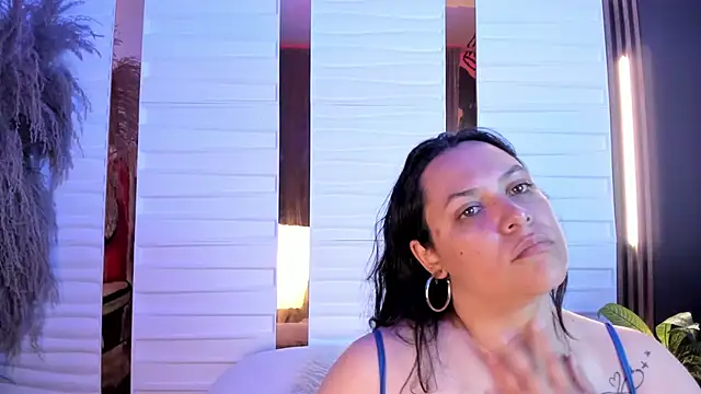 Biiancacox online show from 15, 10, 2025