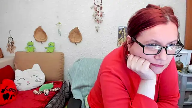 Snapshot of PlayfullMature chatting on 6, 3, 2025 PlayfullMature online show from 6, 3, 2025