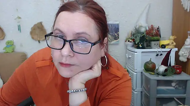 Snapshot of PlayfullMature chatting on 13, 3, 2025 PlayfullMature online show from 13, 3, 2025