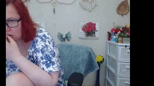 Snapshot of PlayfullMature chatting on 9, 9, 2025 PlayfullMature online show from 9, 9, 2025