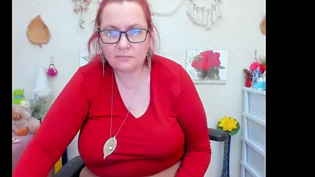 Snapshot of PlayfullMature chatting on 12, 9, 2025 PlayfullMature online show from 12, 9, 2025