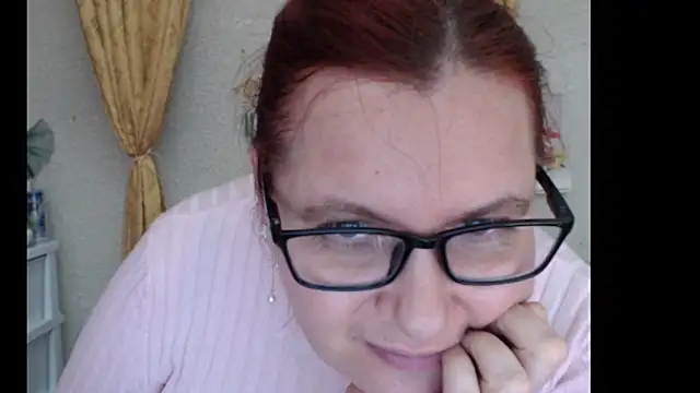 Snapshot of PlayfullMature chatting on 1, 10, 2025 PlayfullMature online show from 1, 10, 2025