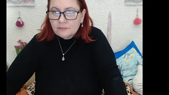 Snapshot of PlayfullMature chatting on 14, 11, 2025 PlayfullMature online show from 14, 11, 2025