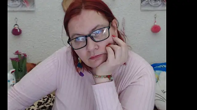 Snapshot of PlayfullMature chatting on 19, 11, 2025 PlayfullMature online show from 19, 11, 2025