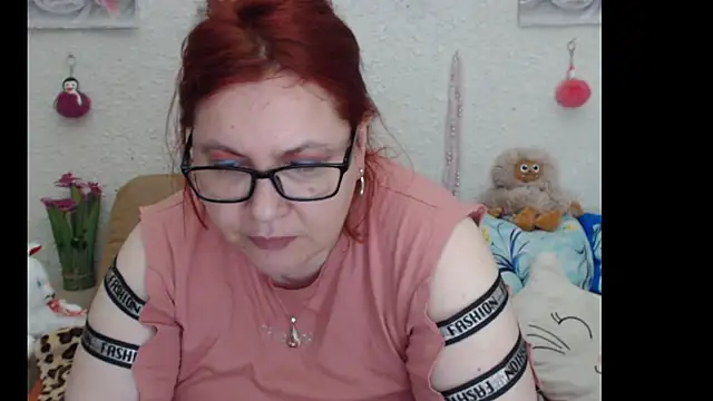 Snapshot of PlayfullMature chatting on 20, 11, 2025 PlayfullMature online show from 20, 11, 2025