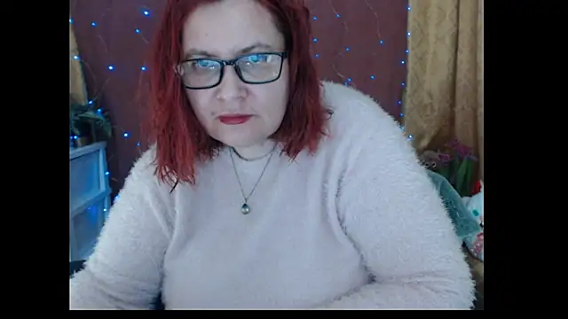 Snapshot of PlayfullMature chatting on 14, 12, 2025 PlayfullMature online show from 14, 12, 2025